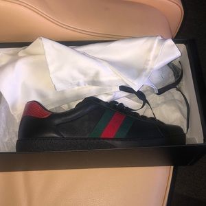 Gucci Shoes